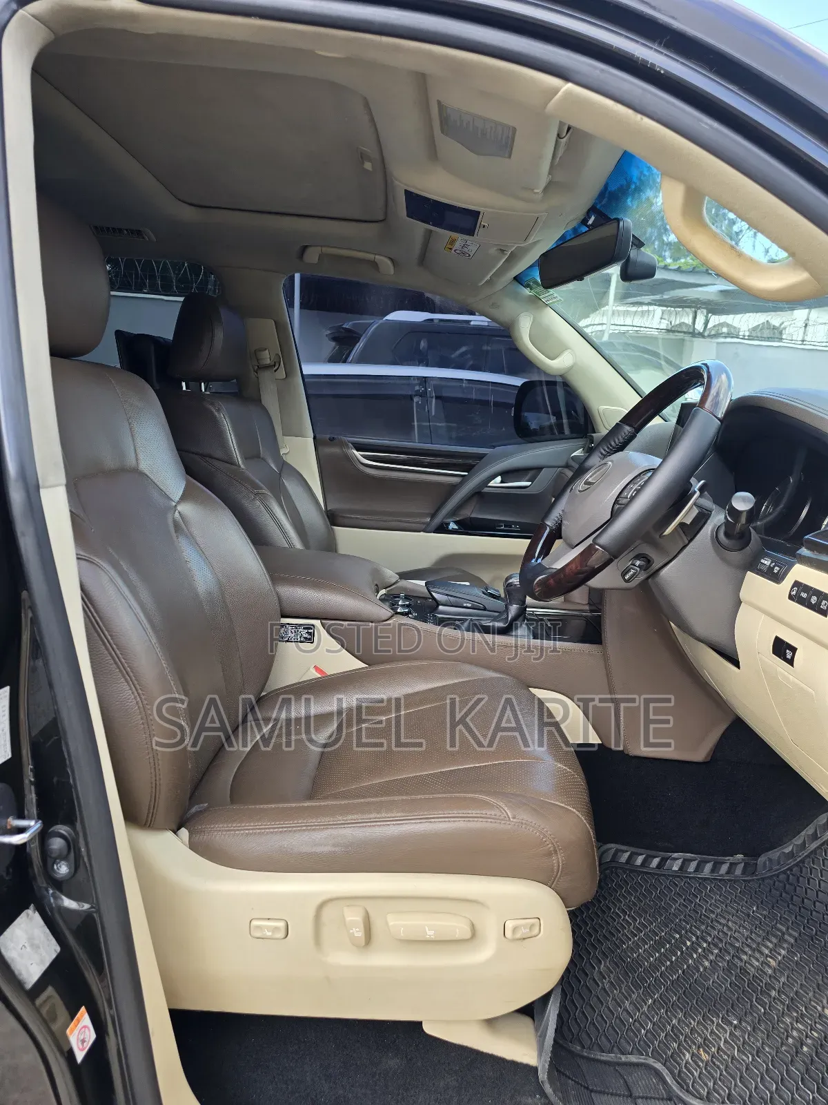 Lexus LX 2016 Black