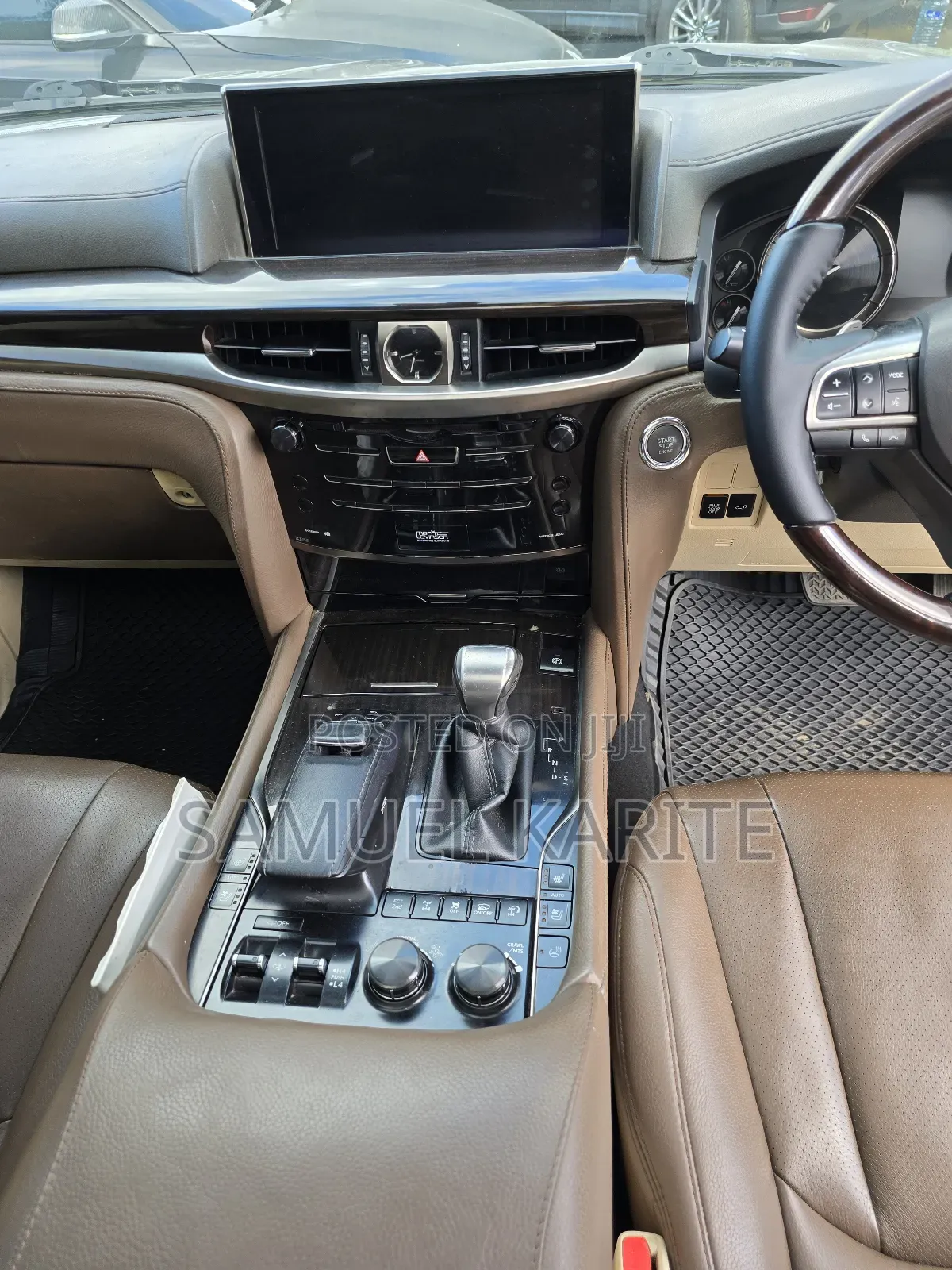 Lexus LX 2016 Black