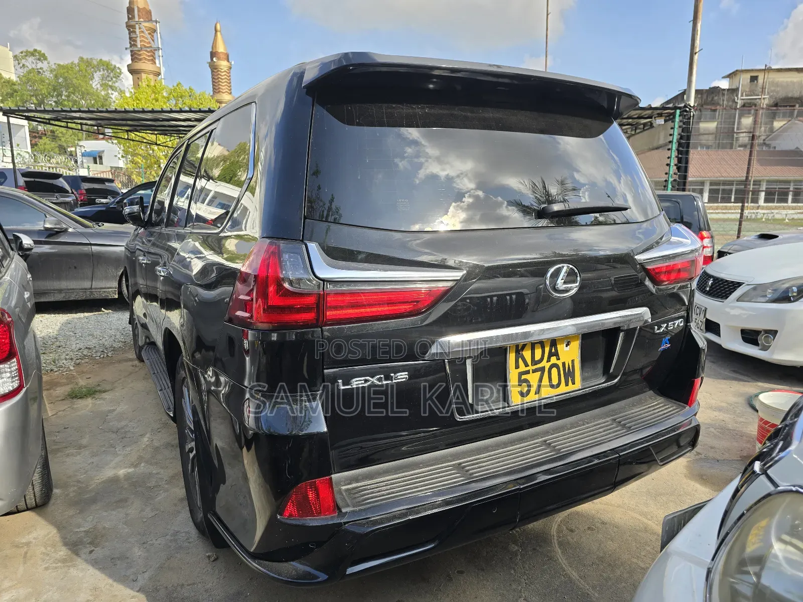 Lexus LX 2016 Black