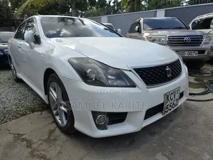 Toyota Crown 2013 White
