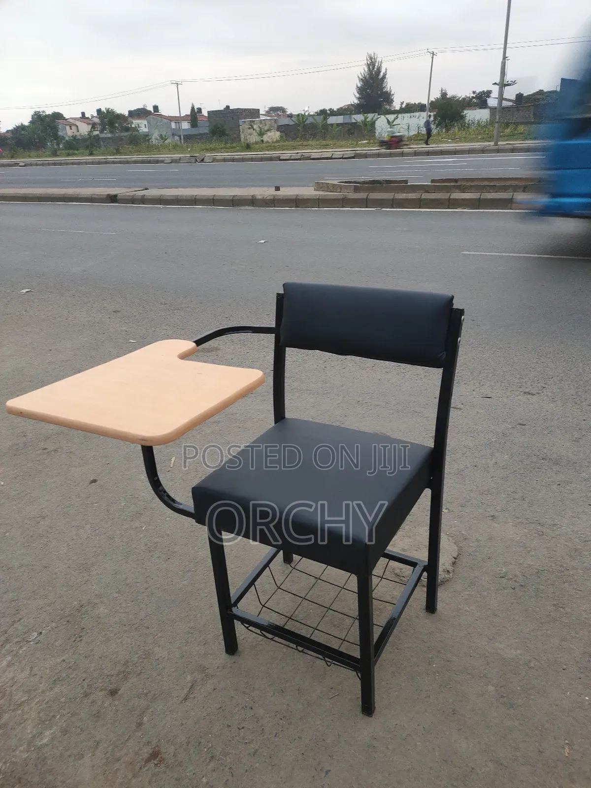 College Chairs / School Desks/ Lecture Seats