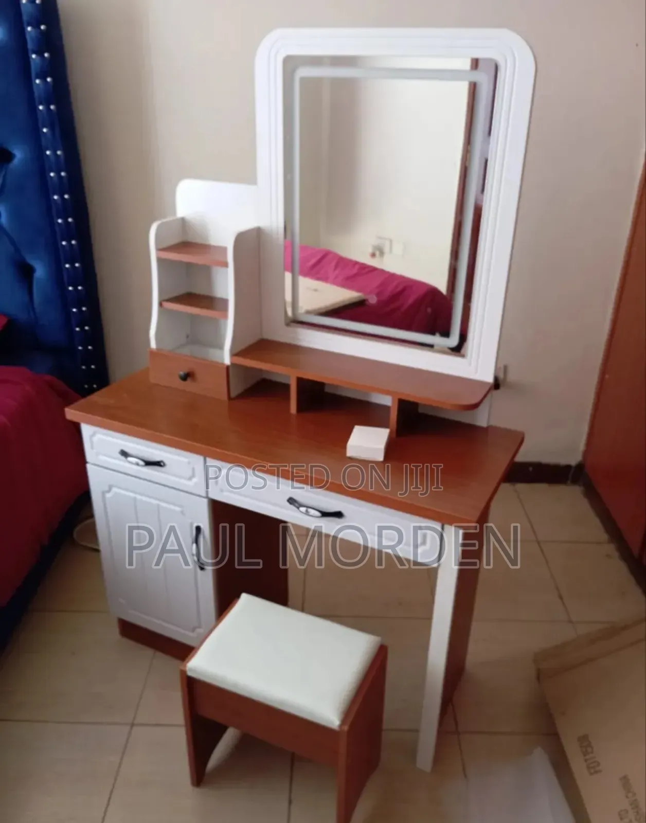 Luxury Design Vanity Dressing Table With a Stand Stool