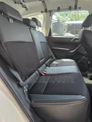 Subaru Forester 2018 White