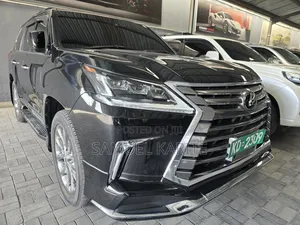 Lexus LX 2019 Black