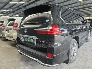 Lexus LX 2019 Black
