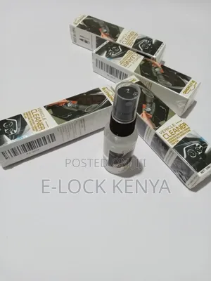 Lubricating Car Rust Remover