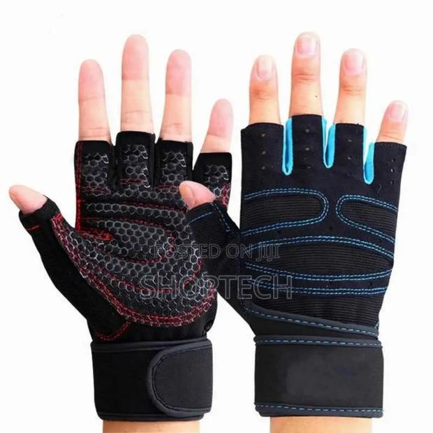 Gym Gloves - main view