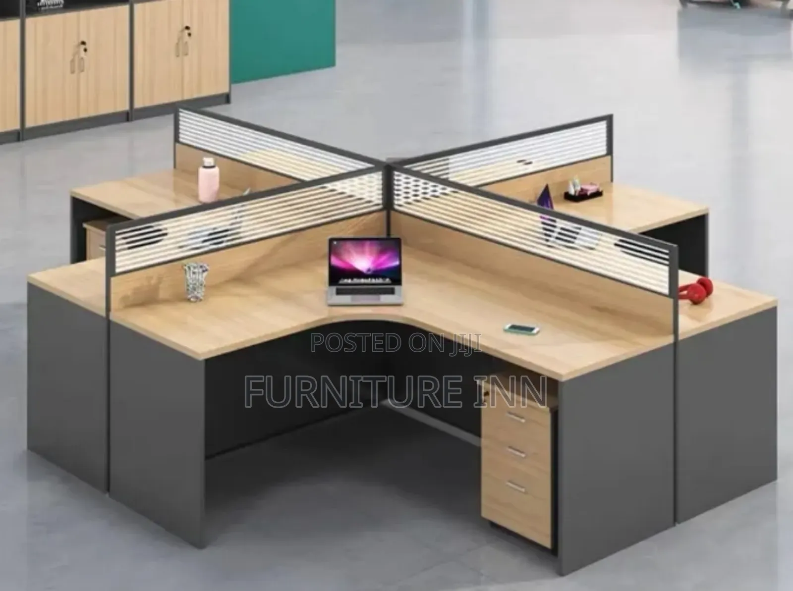 4 Way Curved Modular Workstation