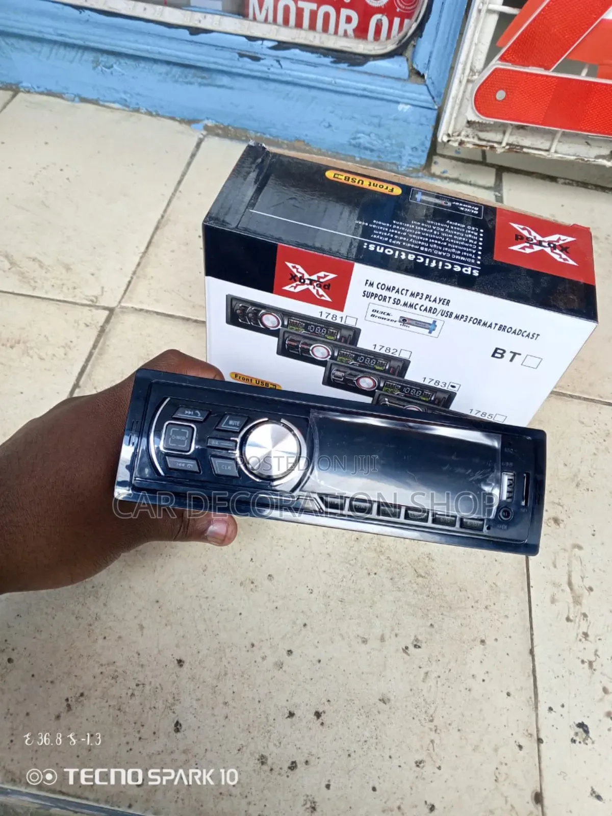 Car Radio With Bluetooth Handsfree Kit