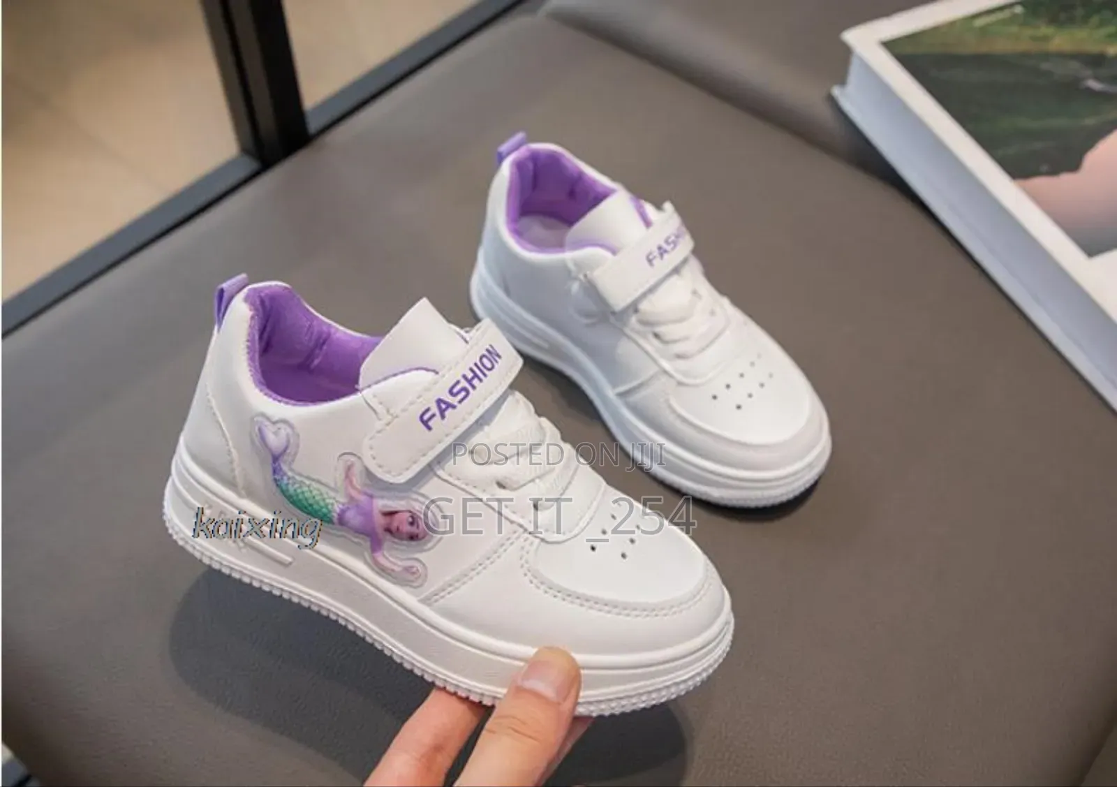 *Kids Sofia Sneakers*
*Sizes : 35,37*