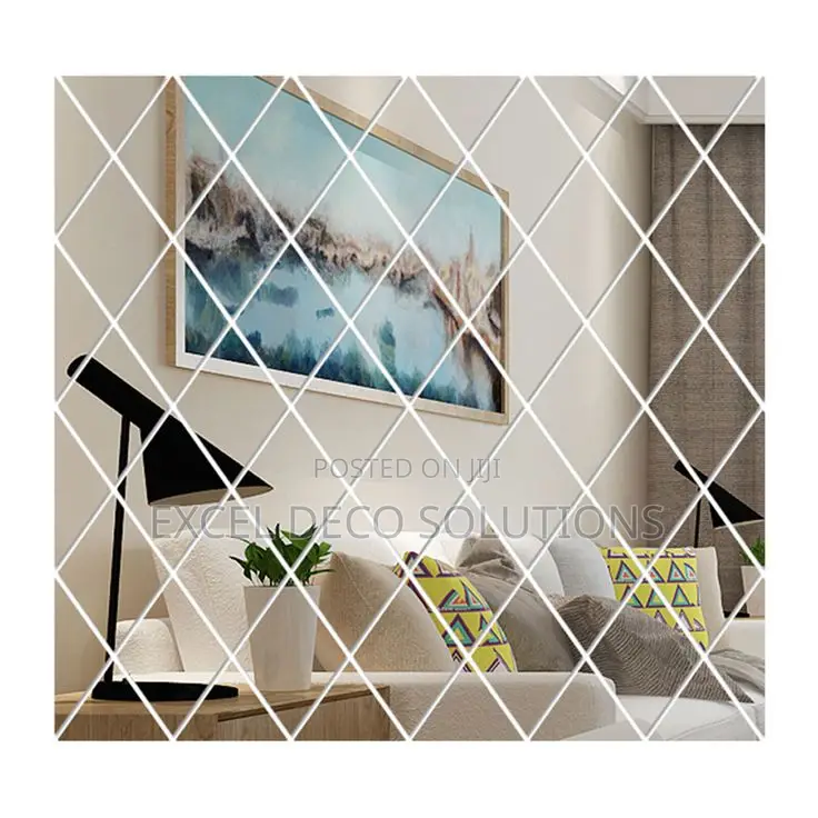 Stylish Diamond Wall Mirror Decor
