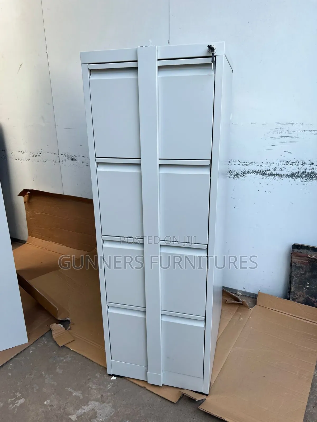 Filing Cabinet With Locking Bar