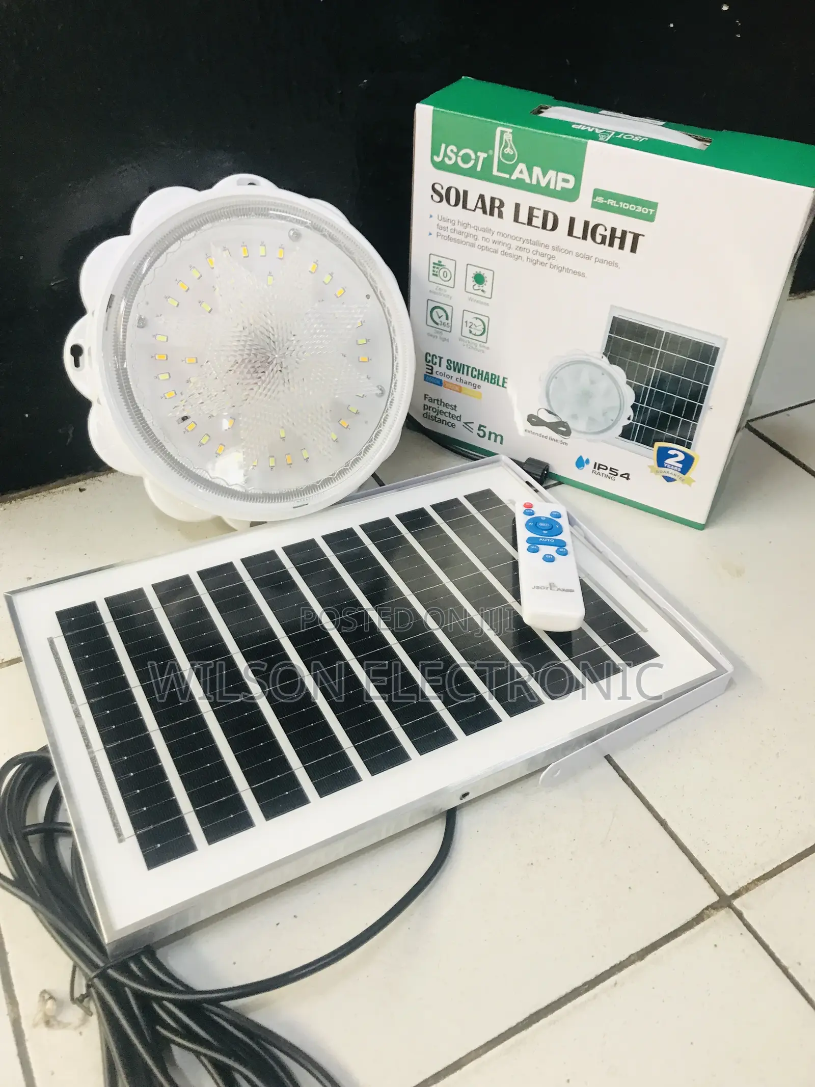 Indoors Solar Sealing Roof Floodlight. 200w