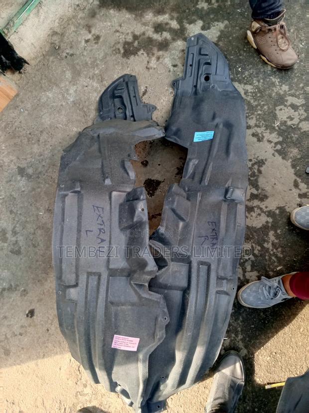 Inner Fenders/Stone Guards Nissan Xtrail T30/T31/T32