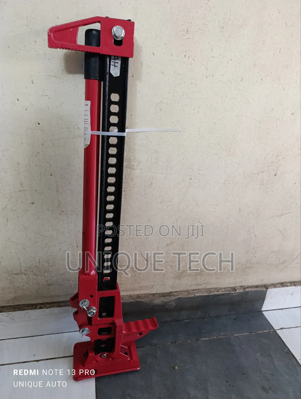 33" Hi-Lift Jack:All-Terrain Partner for Vehicle Lifting