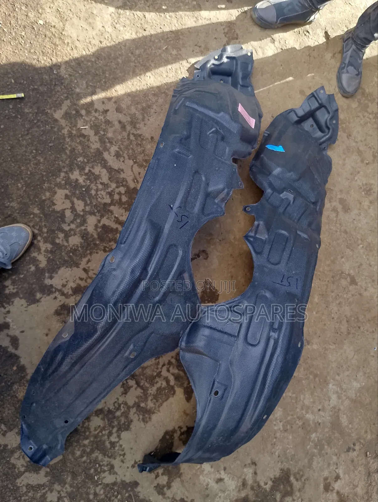 Stone Guard/Inner Fenders Toyota Ist