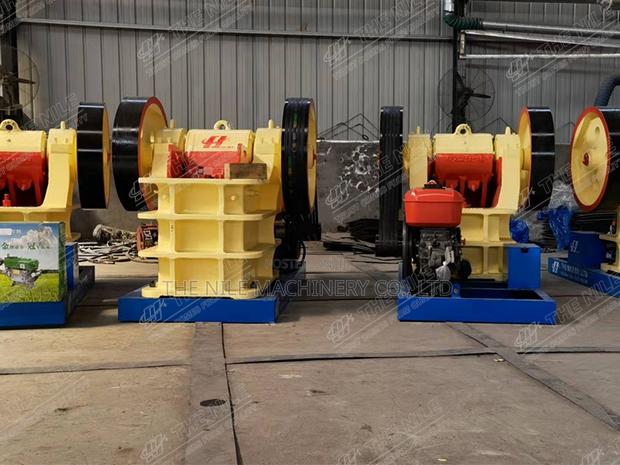 PE250*400 Mobile or Fixed Diesel Jaw Crusher for Sale - main view