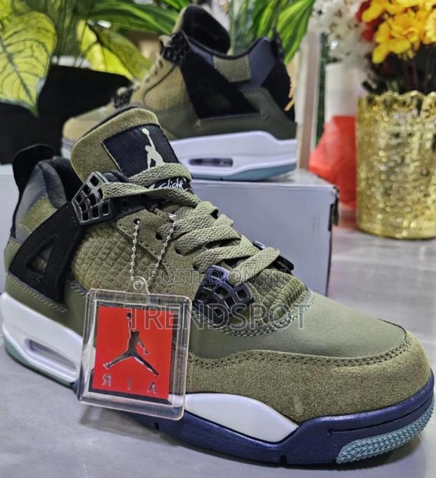 Jordan 4 Olive Green  Sizes 39-45. At 3200 KSH - thumbnail 3