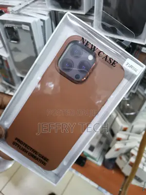 iPhone 14 Pro Max Leather Case Premium Raised Edges-Brown