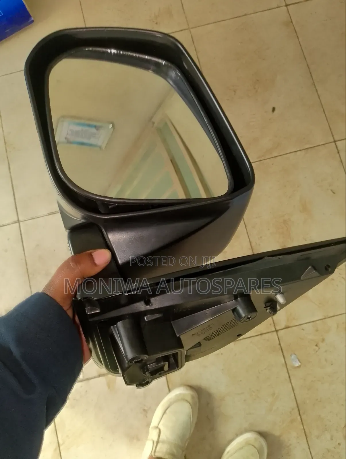 Manual Side Mirror Isuzu Dmax 2012-2022