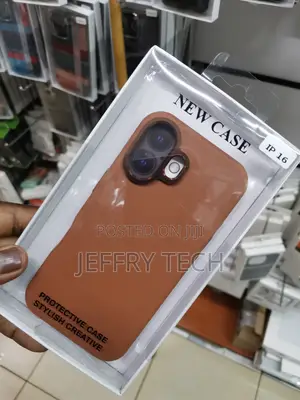 iPhone 16 Leather Case With Magsafe and Camera Frame-Brown