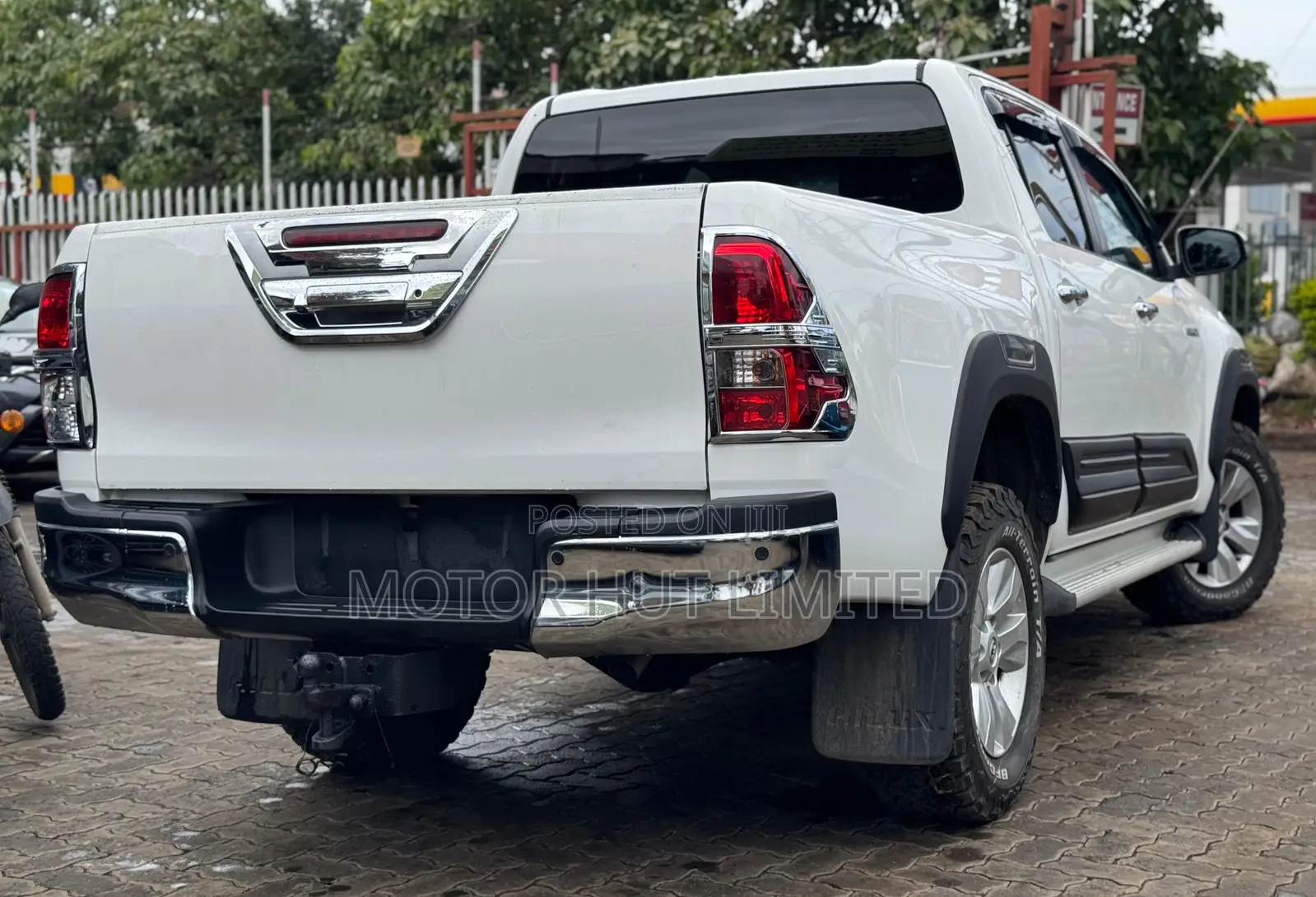 Toyota Hilux 2019 White