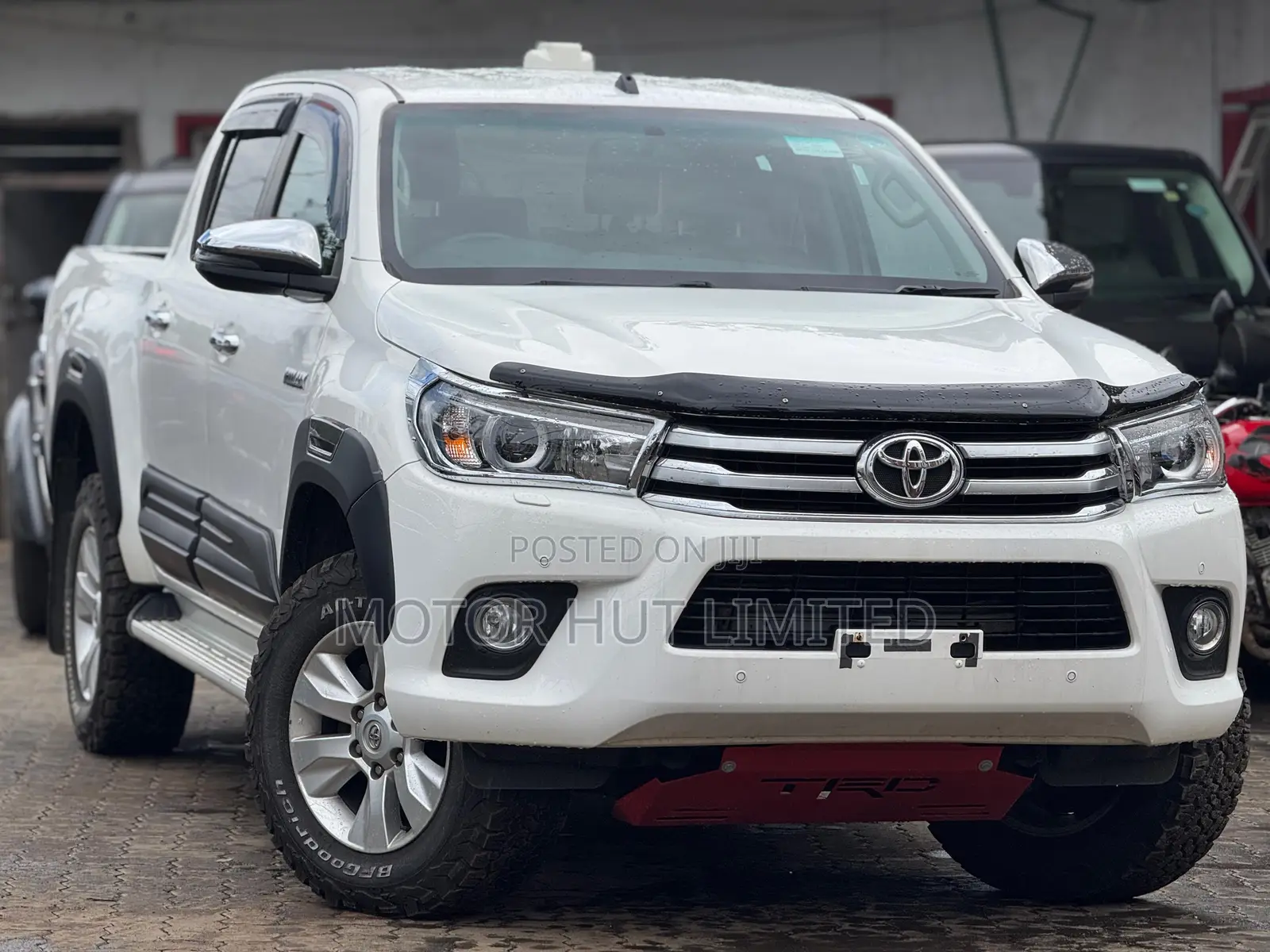 Toyota Hilux 2019 White