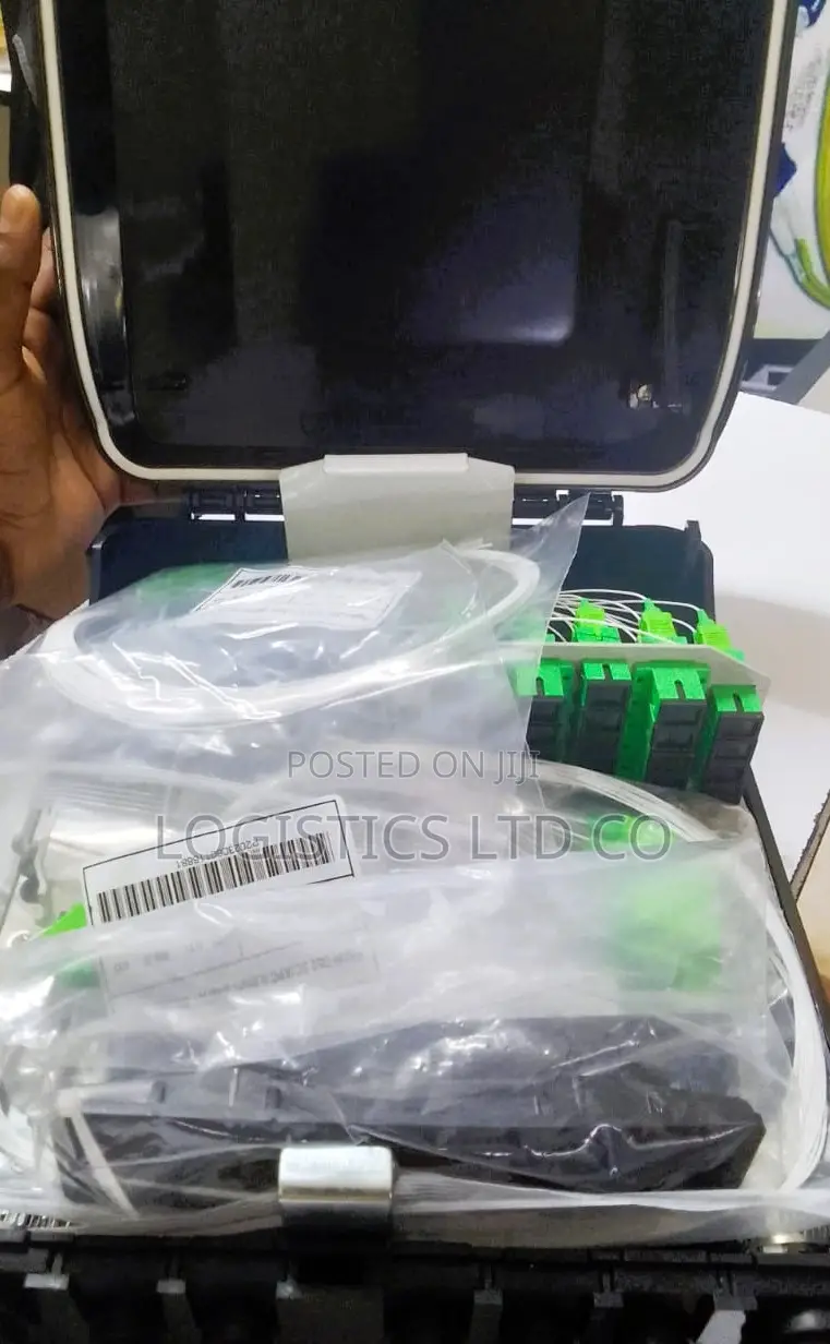 Fat 24 Port