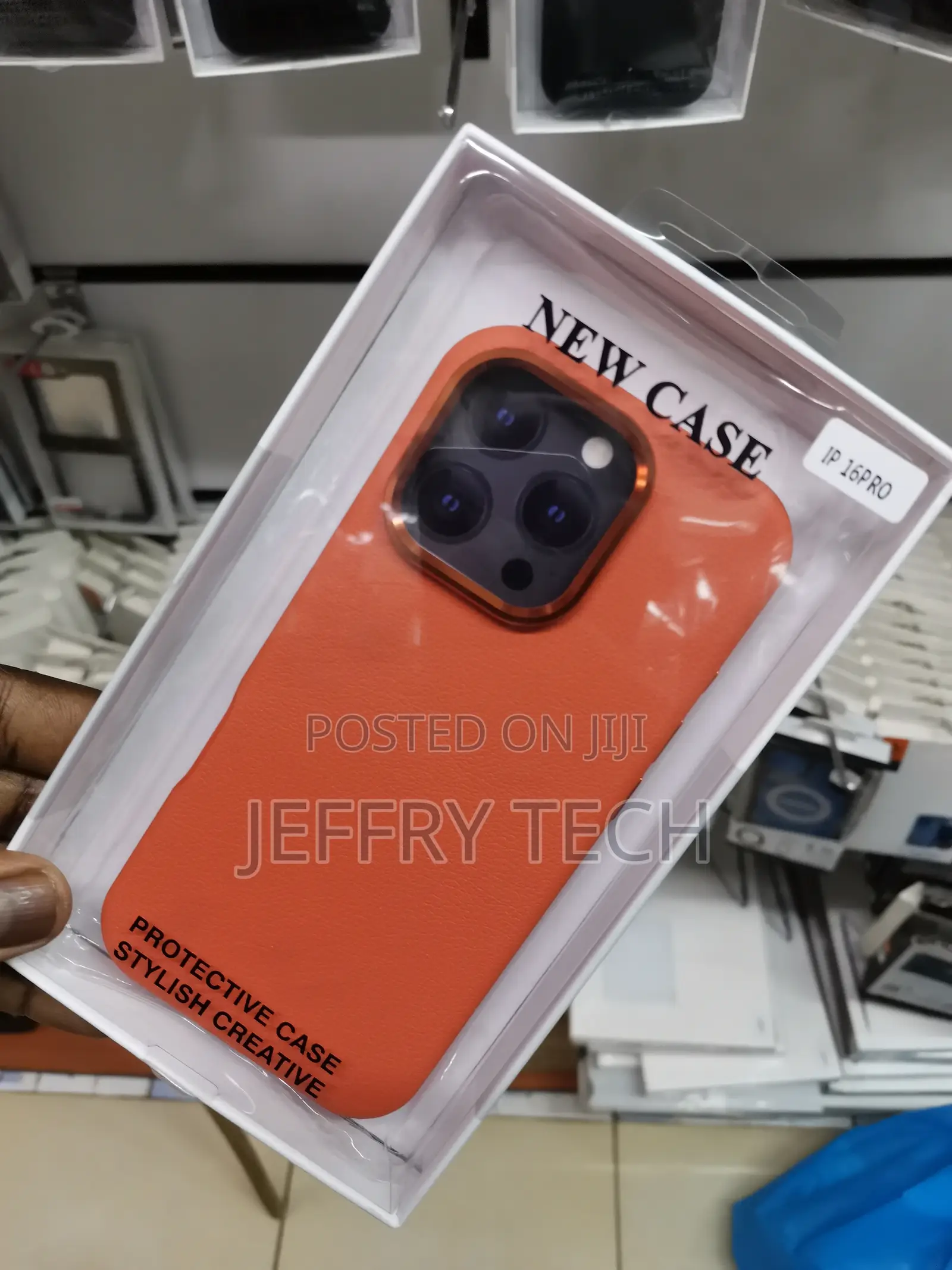 iPhone 16 Pro Leather Case With Magsafe Camera Frame