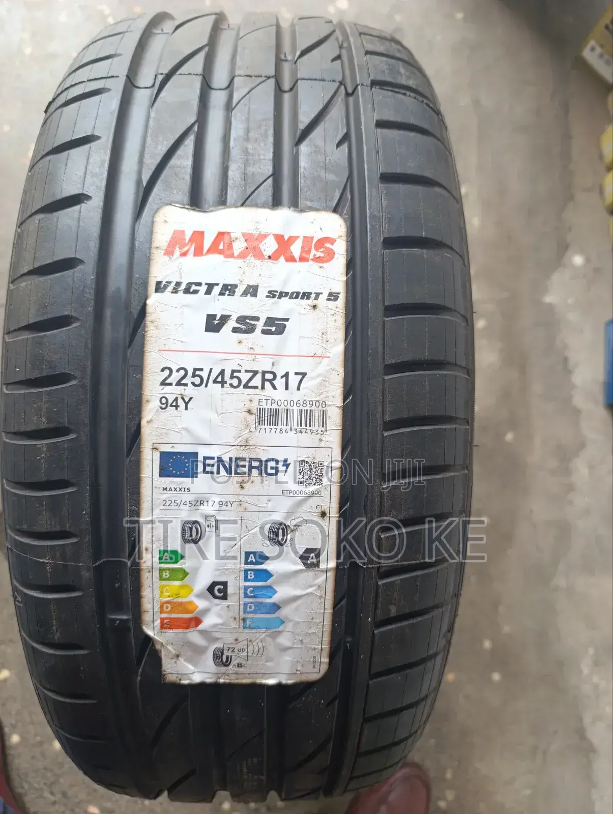 225/45r17 Maxxis Vs5