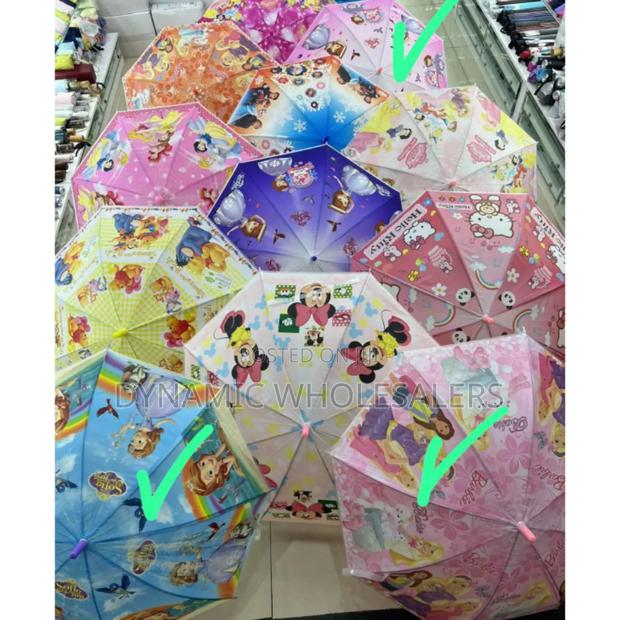 Cartoon Themed Kids Umbrella - thumbnail 3