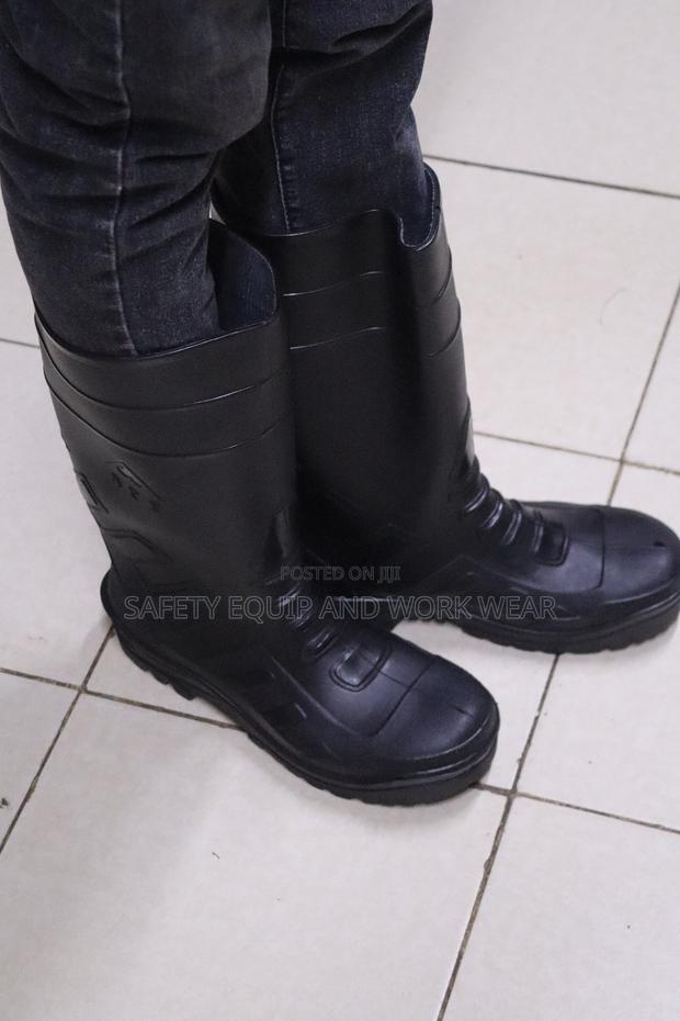 Ace Steel Toe Gumboots With A Cleated Outsole