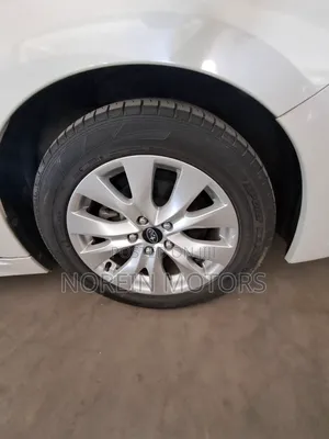 Subaru Legacy 2016 White