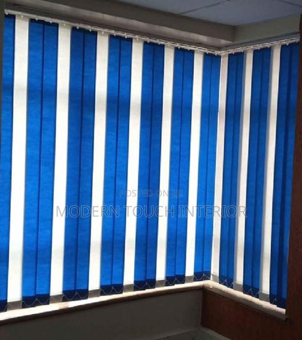 Easy-to-Use Vertical Blinds for Sleek, Modern Offices