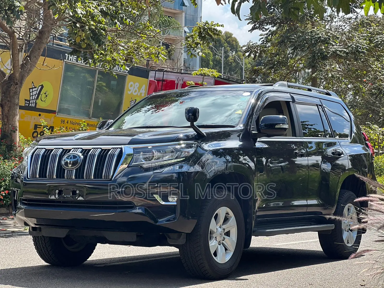 Toyota Land Cruiser Prado 2018 Black