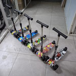 Small Wide Wheels Scooter; - thumbnail 2