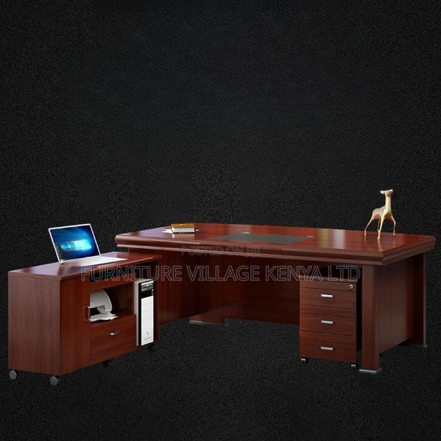 Office Desk:1400MM Executive Office Desk - thumbnail 4