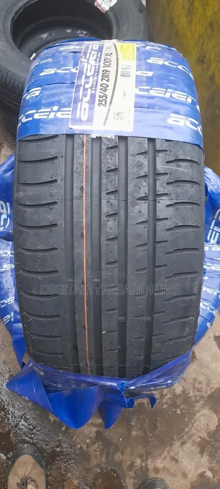 255/40r19 Accelera Tyres Made in Indonesia Brand New