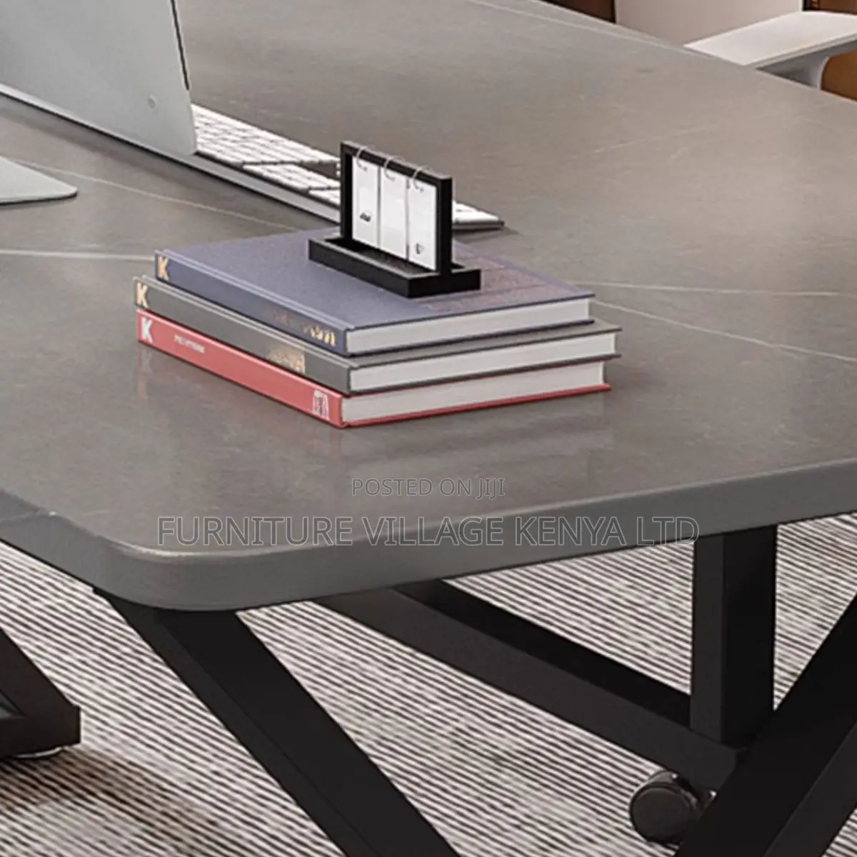 Office Table: Modern Computer Office Table