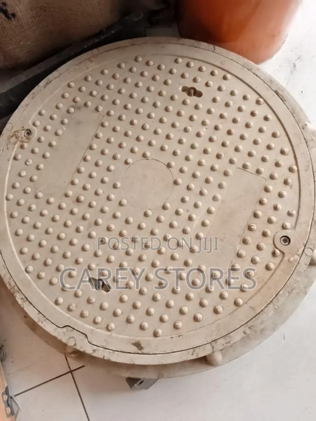 Circular Manhole Cover - thumbnail 2