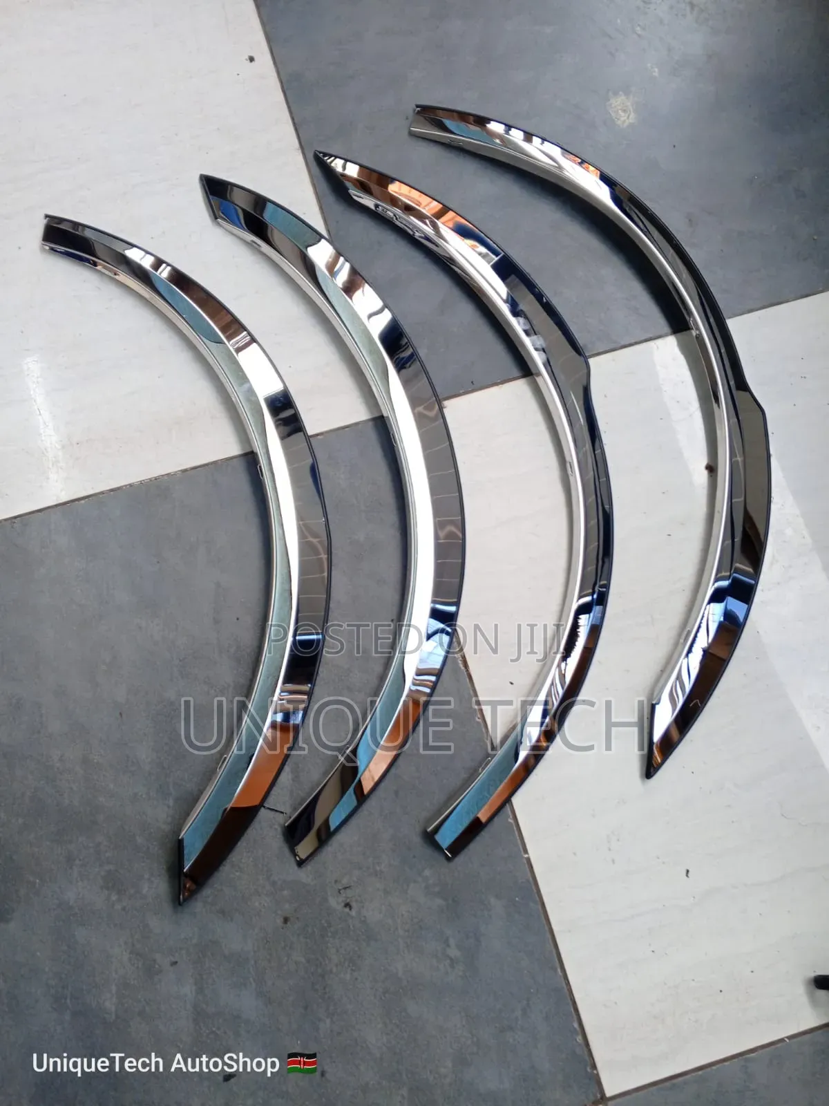 Premio,NZE,Allion,Hiace, and More Car Chrome Fenders