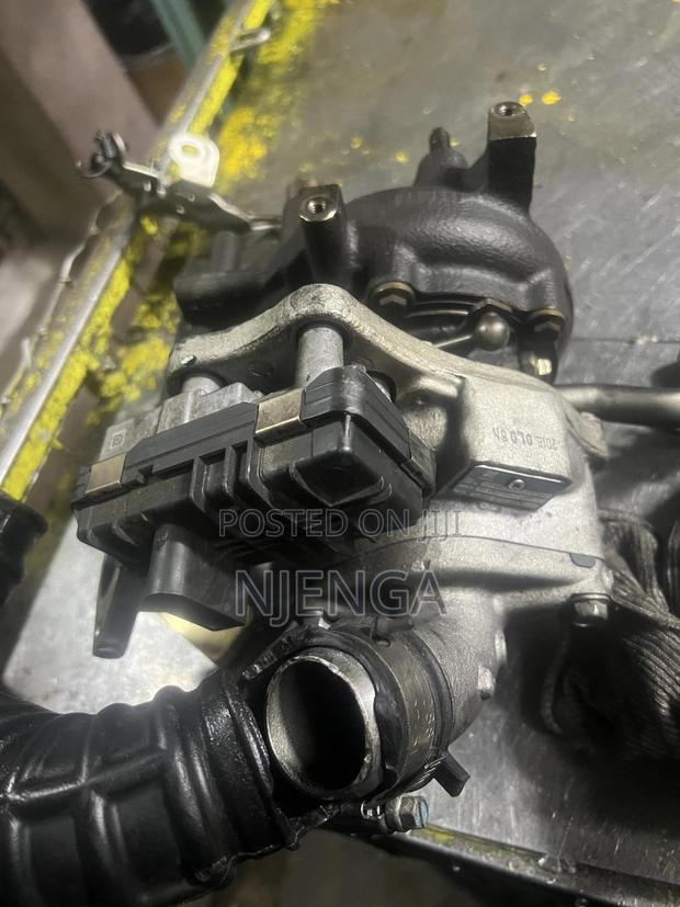 Turbo Nv350 Yd 25 Engine - thumbnail 2