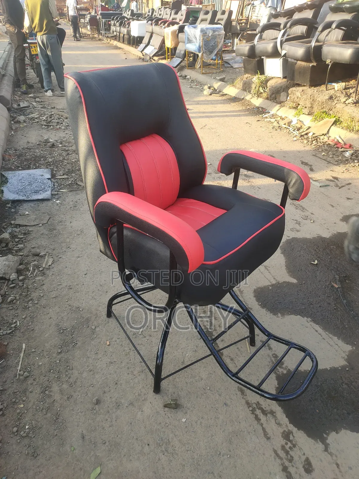 Barber Chair / Kinyozi Seats