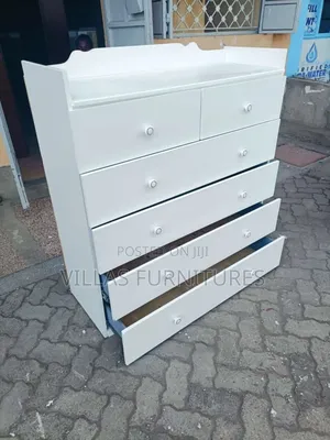 Chester Off Drawers