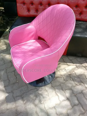 Rotating Simple Styling Seat.