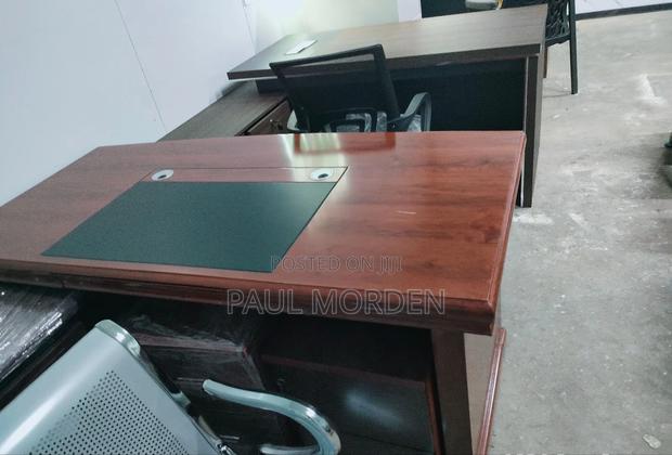 Ceos and Cfos Executive Office Table - main view