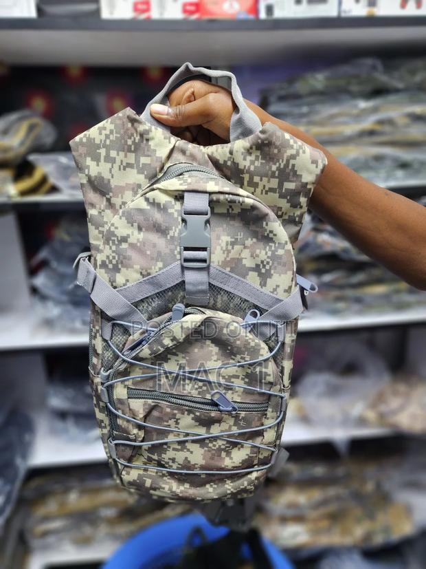 Us Combat Tactical Hydration Bags With Water Bottle - main view
