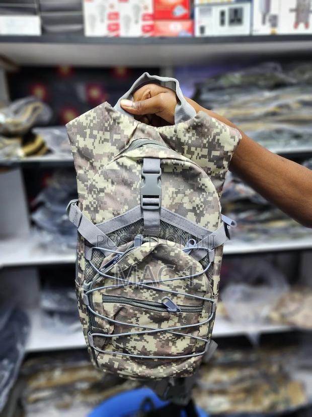 Us Combat Tactical Hydration Bags With Water Bottle - thumbnail 2