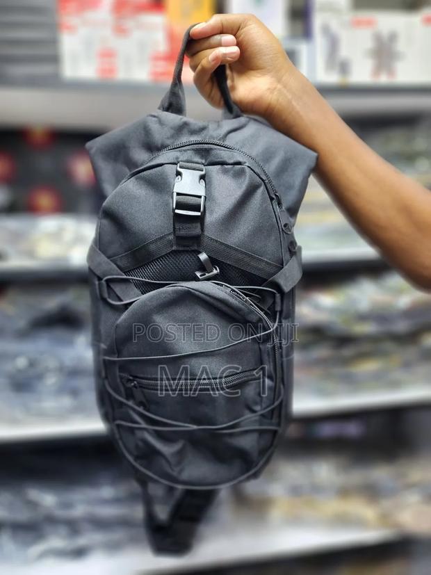 Black Tactical Hydration Bags With Water Bottle