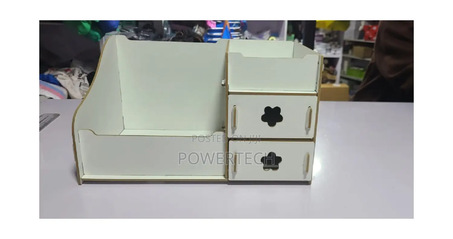 Wooden Make Up Organizer;